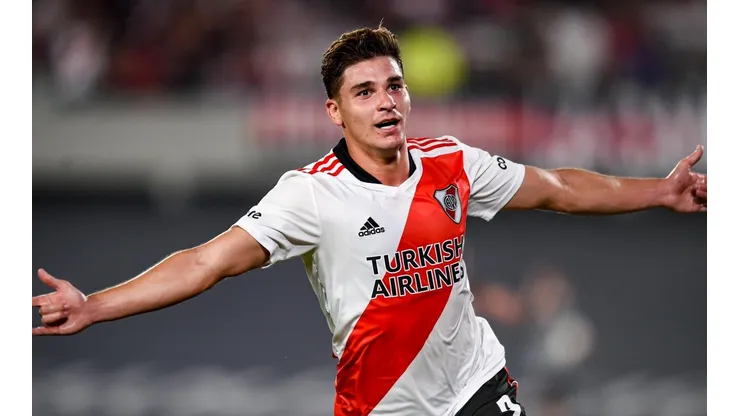 Julián Álvarez es una de las grandes cartas de gol de River Plate.
