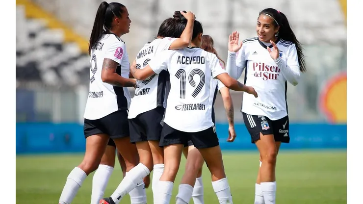 Colo Colo FEM en el estadio Monumental