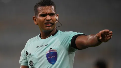 Alexis Herrera arbitrará el Colo Colo vs River Plate.