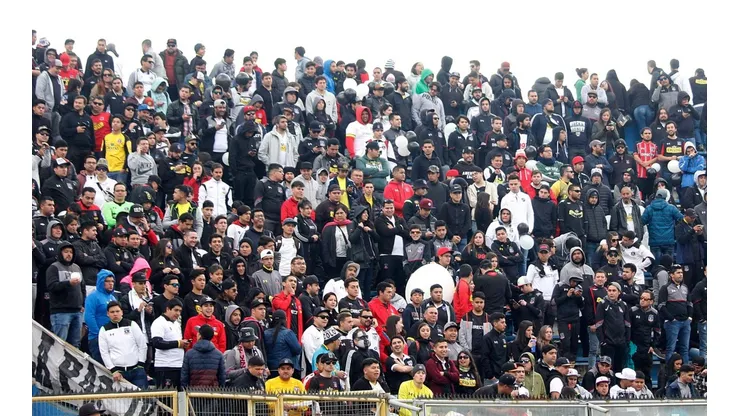 Colo Colo no podrá contar con sus hinchas en San Carlos de Apoquindo ante la UC.