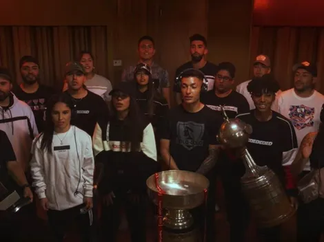 Todo Colo Colo se une para cantar el himno en este aniversario 97 del club