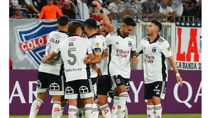 Colo Colo quiere seguir con los abrazos en el Campeonato Nacional.