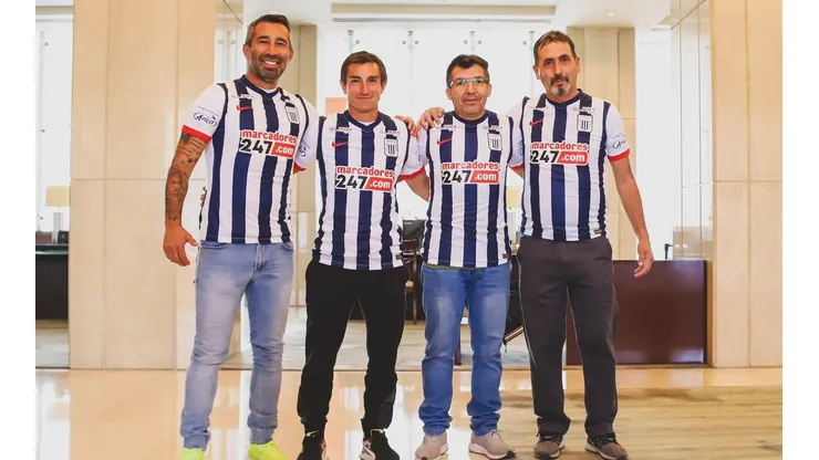 Alianza Lima realiza un lindo homenaje a ex Colo Colo