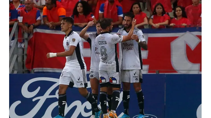 Colo Colo festejó en su estreno copero.