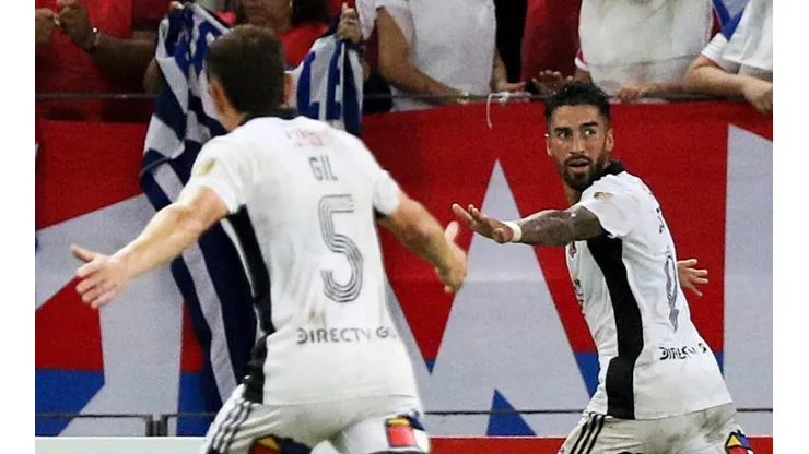 Colo Colo venció por 2-1 a Fortaleza en Brasil.