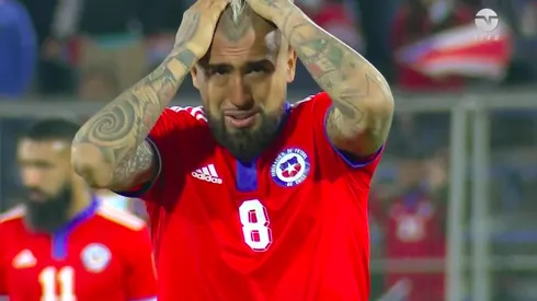 Arturo Vidal no pudo esconder su tristeza tras la eliminación.
