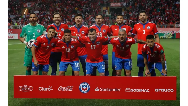 Gabriel Suazo asoma como titular ante Brasil en el Maracaná.
