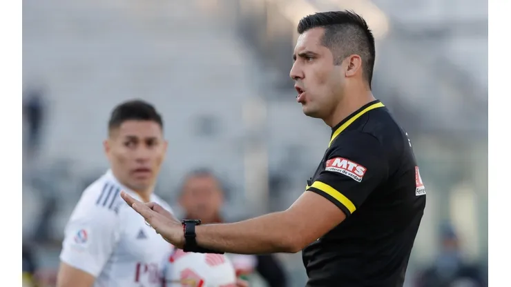 Cristian Garay impartirá justicia en el Palestino vs Colo Colo