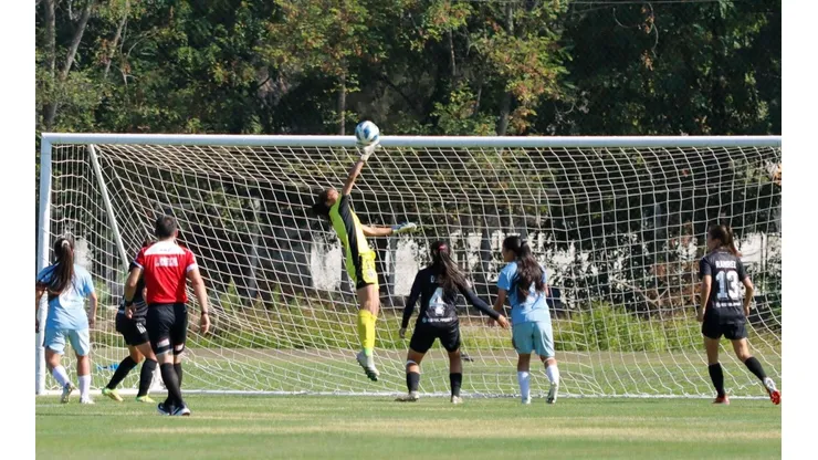 Colo Colo Femenino quiere seguir con los triunfos.
