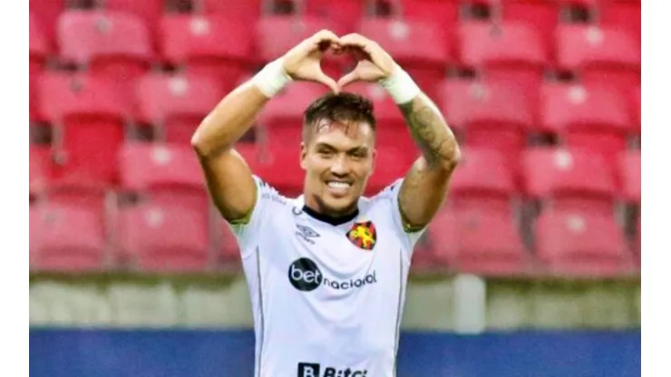 Javier Parraguez llegó a cuatro goles en tierras brasileñas.
