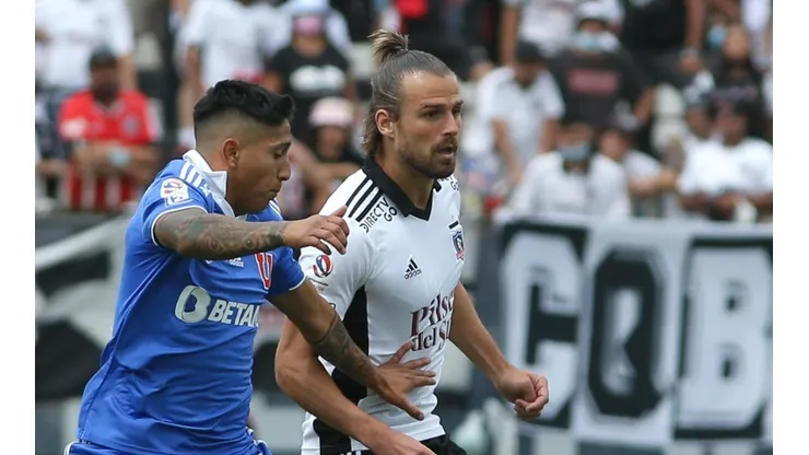 Santos casi anota su primer gol en el Superclásico ante la U.
