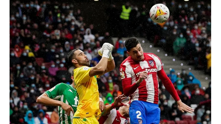 El Real Betis se mide ante un rival directo en su afán de asistir a la UEFA Champions League.