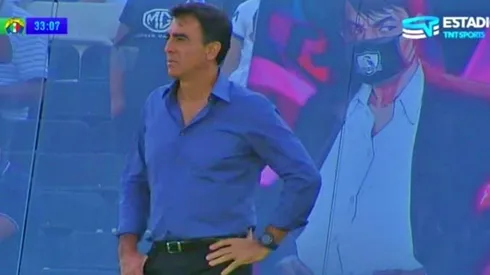 El profe Quinteros terminó dando vida al lienzo.