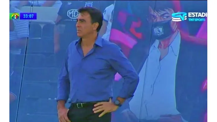 El profe Quinteros terminó dando vida al lienzo.