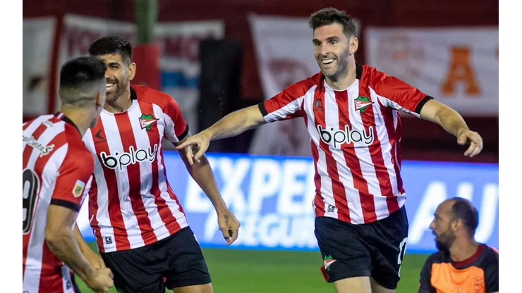 Estudiantes entrenará en el estadio Monumental