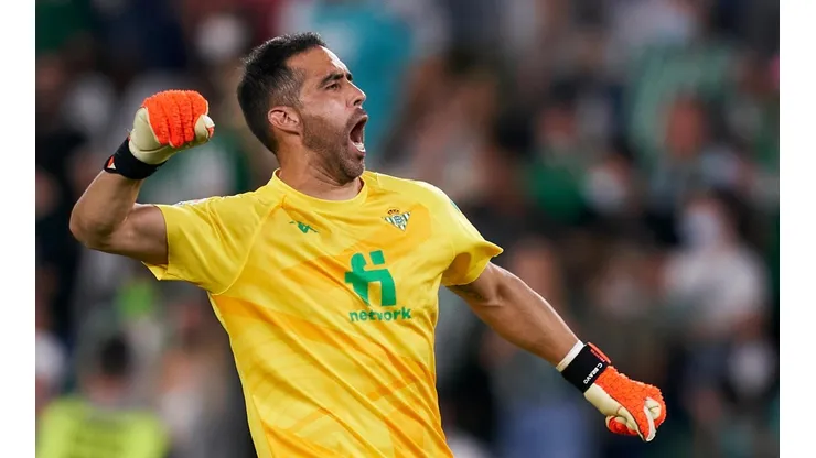 El formado en Colo Colo volvió a ser convocado en el Real Betis.