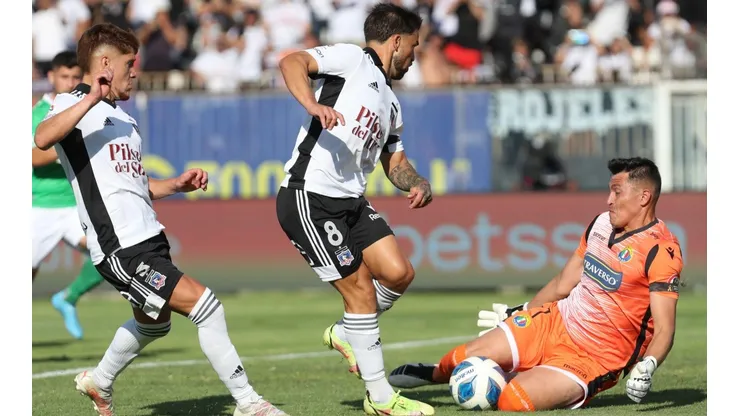 Felipe Bianchi entregó sus fórmulas para que Colo Colo vuelva a los abrazos.