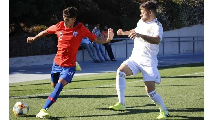 Bruno Gutiérrez con la Roja vs Real Madrid