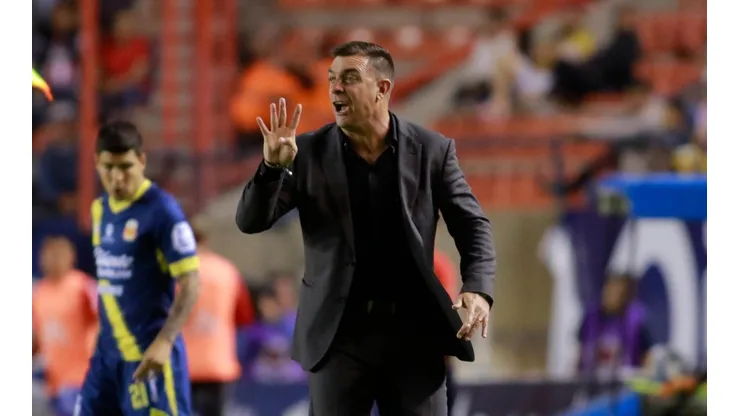 Pablo Guede se llenó de críticas tras su salida de Necaxa.