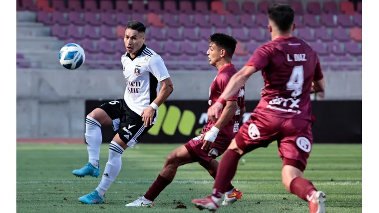 Colo Colo no pudo contra Deportes La Serena.