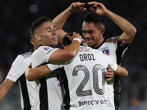 Óscar Opazo llenó de flores a Alexander Oroz