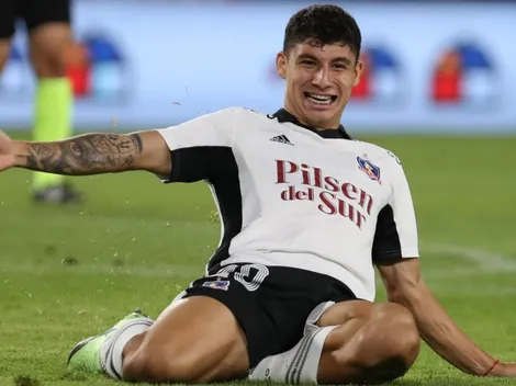 Cristián Leiva saca pecho de su regalón Alexander Oroz