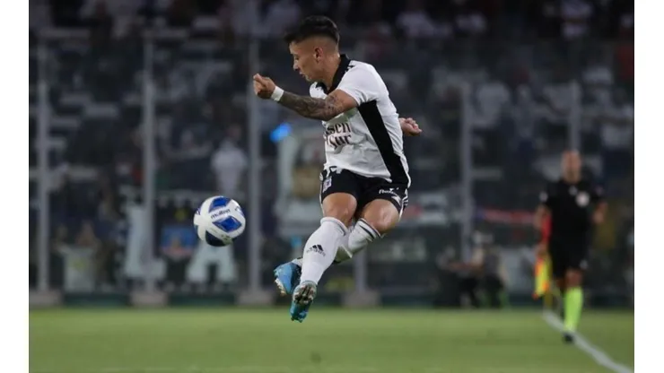 El nuevo refuerzo del Cacique hizo gala de su calidad con un exquisito control de balón.