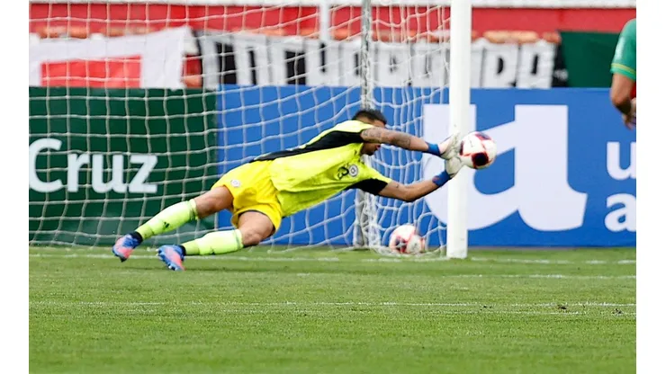 Cortés fue una de las figuras ante Bolivia.