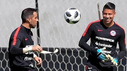 Brayan Cortés reemplazó con categoría a Claudio Bravo.