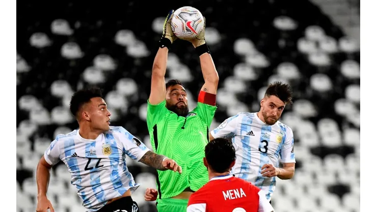 Claudio Bravo buscará dejar su arco en cero esta noche.