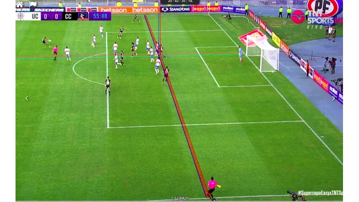 El off side de César Fuentes que invalidó el gol de Costa.