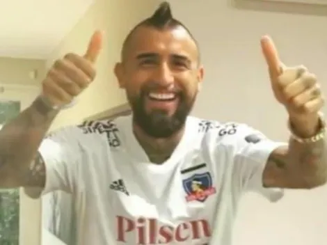 Arturo Vidal y Alexis Sánchez aplauden la obtención de la Supercopa