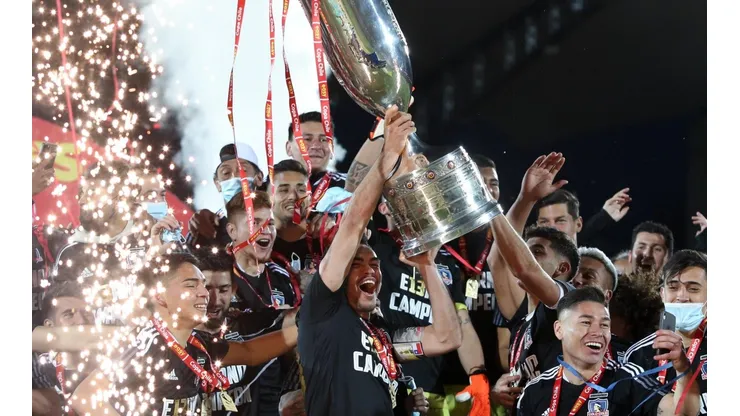 Gabriel Suazo ya levantó como capitán la Copa Chile 2021.