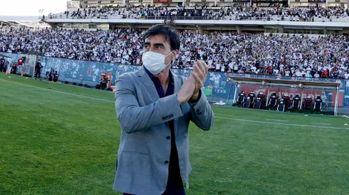 Gustavo Quinteros muy feliz con el presente de Colo Colo.