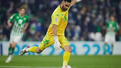 Claudio Bravo volvió a ser titular.