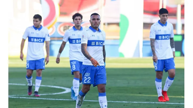 Universidad Católica tiene dos casos positivos de covid antes de enfrentar a Colo Colo.