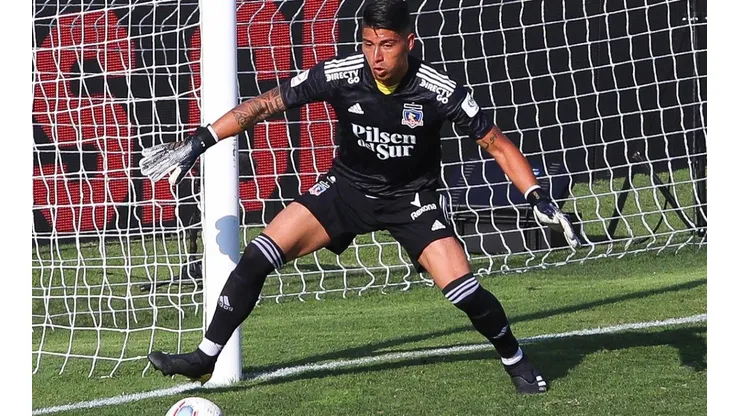Brayan Cortés fue de los puntos altos de Colo Colo ante Boca.