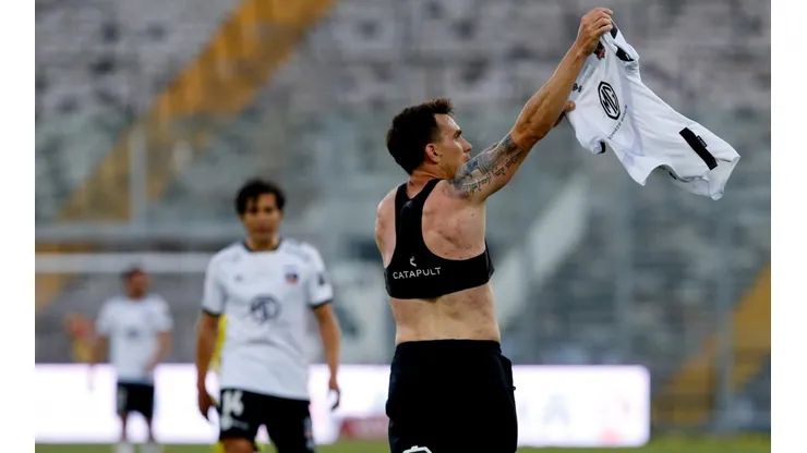 Pablo Mouche apunta a los dirigentes.