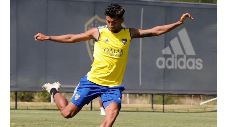 Boca Juniors entrena pensando en Colo Colo
