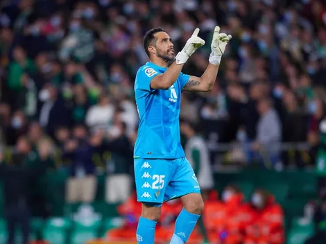 Claudio Bravo vuelve a los entrenamientos con el Real Betis