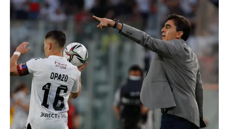 Gustavo Quinteros está muy feliz por la conformación del plantel.