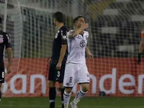 Carlos Carmona decide retirarse del fútbol