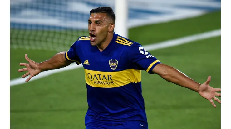 Wanchope Ábila aparece como opción para ser 9