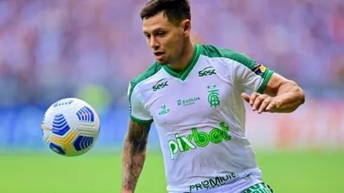 Representante de Mauro Zárate confirmó contactos con Colo Colo
