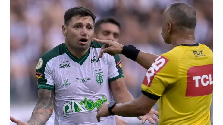 ¿Mauro Zarate a Colo Colo?