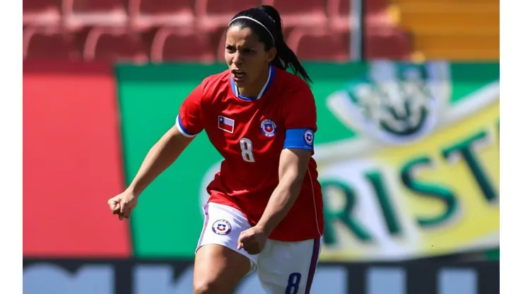 Karen Araya no llega a Colo Colo