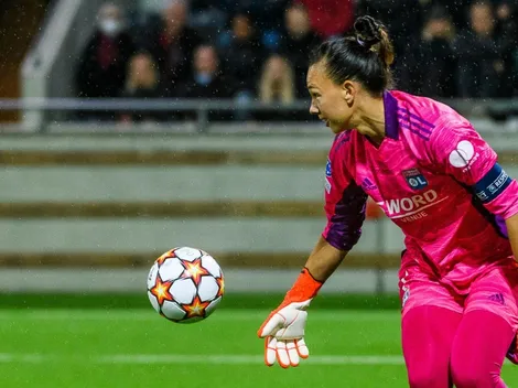 Tiane Endler es finalista para ser parte del once ideal de la FIFA