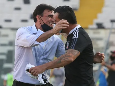 Gustavo Quinteros no le cierra las puertas a Esteban Paredes