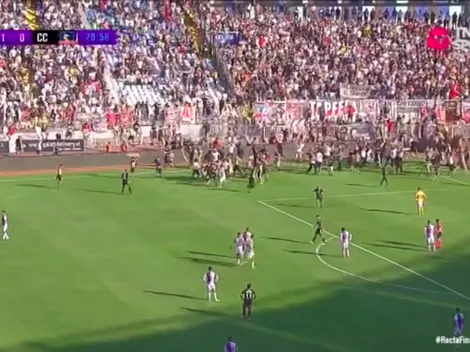 Hinchas ingresaron a la cancha a celebrar gol anulado al Cacique