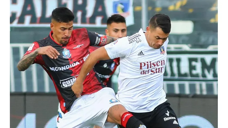 Colo Colo está obligado a ganar y esperar una ayuda de Everton.